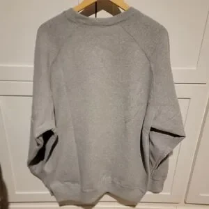 Supreme24ssSmall Box Raglan CrewneckグレーM Supreme Small Box Raglan Crewneck (SS24) - $138